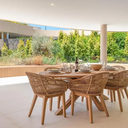 Vivi Homes - Brinkmann - Modern - Plunge Pool - Terrace Fuengirola