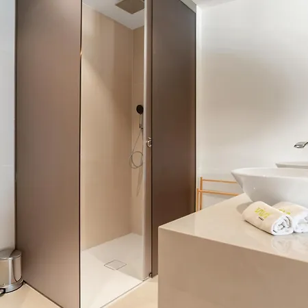 Vivi Homes - Brinkmann - Modern - Plunge Pool - Terrace Apartamento
